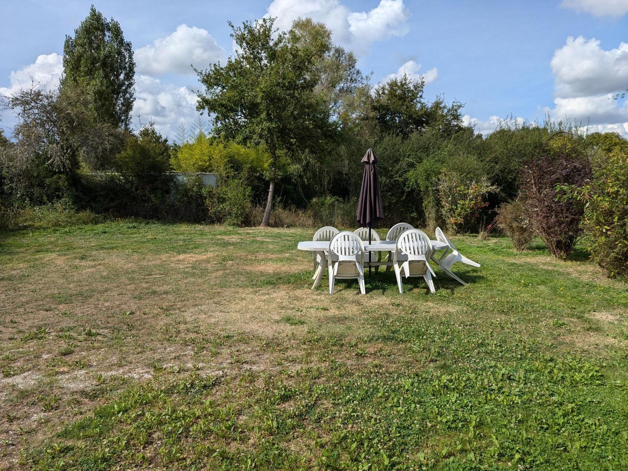 הוילה Coullons Ferme Renovee Avec Jardin Arbore En Campagne, Wi-Fi Fibre, Pres De Sologne Et Berry - Fr-1-590-18 מראה חיצוני תמונה